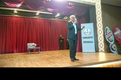 Seyhan Cumhuriyet Ortaokulu Fotoğrafları 2