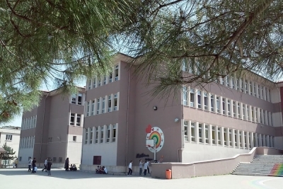 Karacabey Cumhuriyet İlkokulu Fotoğrafları 4