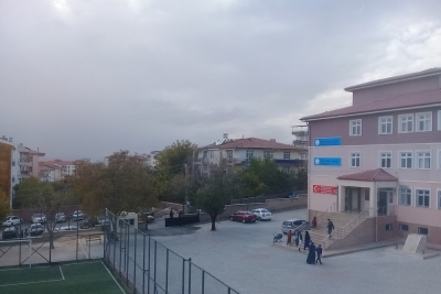 Gazi Kamil Ayhan İmam Hatip Ortaokulu Fotoğrafları 2